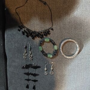 Elegant Black, Green, Silver Jewelry Set